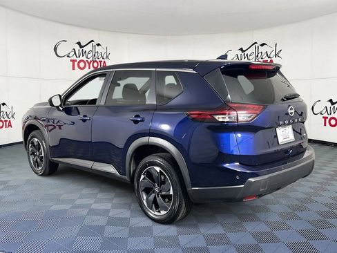 Used 2025 Nissan Rogue SV image 6