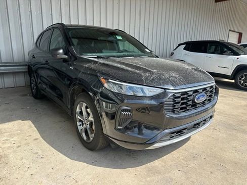 Used 2024 Ford Escape ST-Line w/ Tech Pack #1 AWD/4WD image 7
