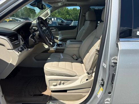 Used 2018 GMC Yukon Denali AWD/4WD image 5