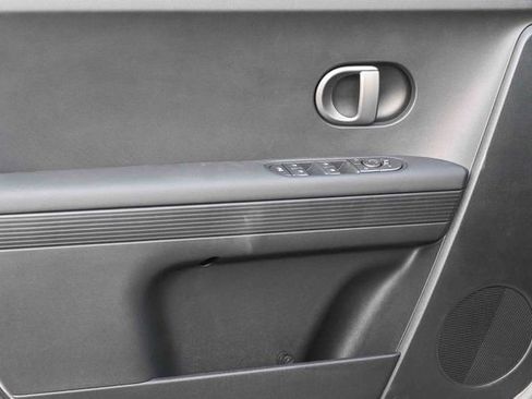 New 2026 Hyundai Ioniq 5 SEL image 23