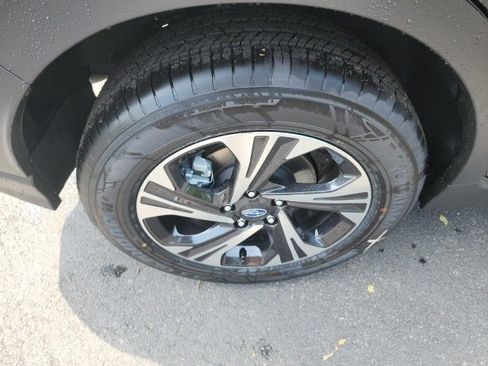 Used 2025 Subaru Crosstrek 2.0i Premium image 22