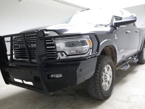 Used 2022 RAM 2500 Laramie AWD/4WD image 1