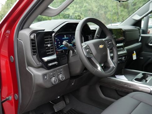 New 2026 Chevrolet Silverado 3500 LTZ w/ LTZ Plus Package image 10