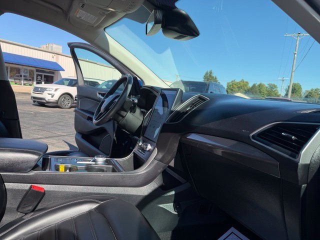 Used 2024 Ford Edge SEL w/ Convenience Package AWD/4WD image 39
