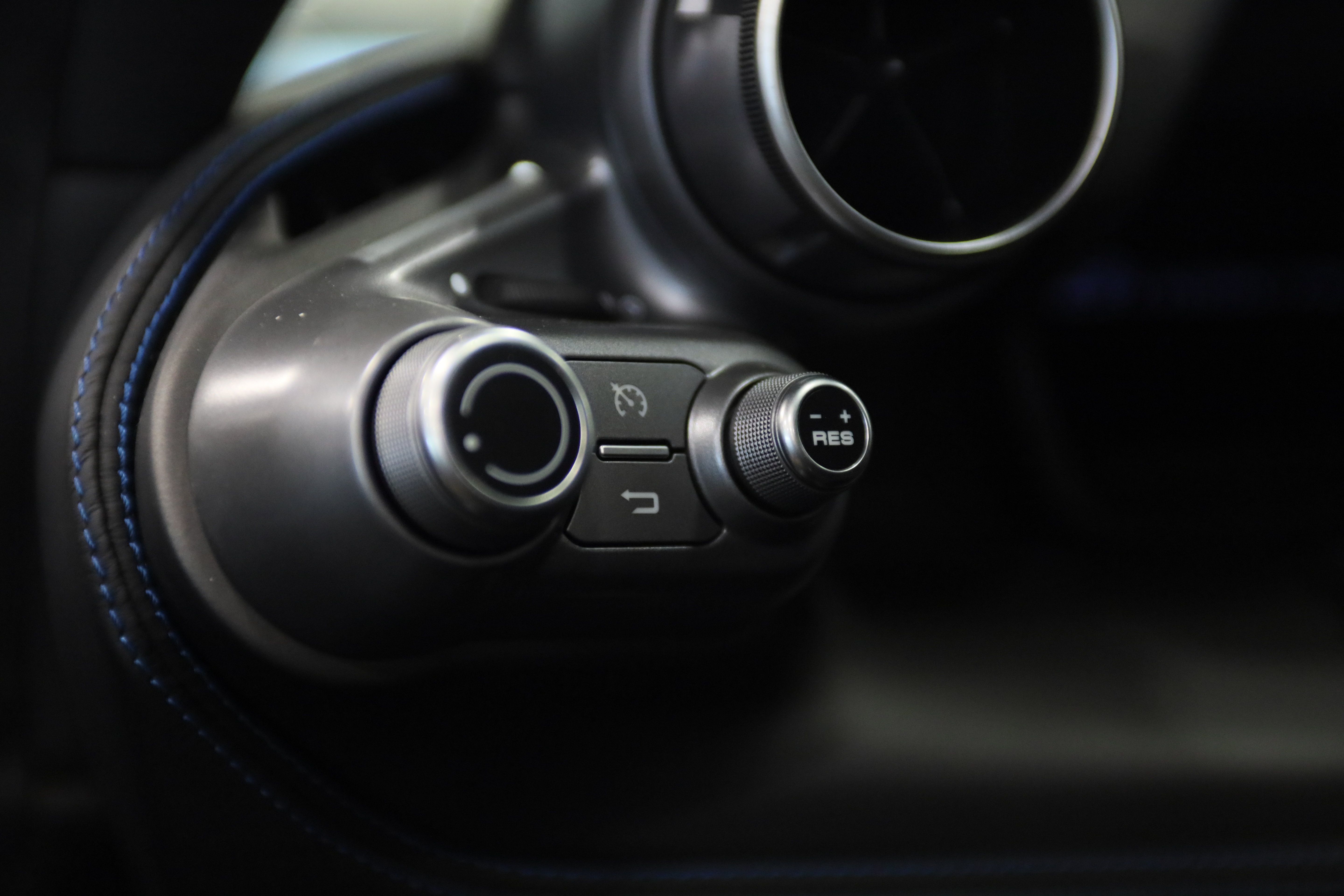 Used 2022 Ferrari F8 Tributo RWD image 20