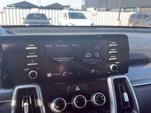 Used 2021 Kia Sorento LX AWD/4WD image 6