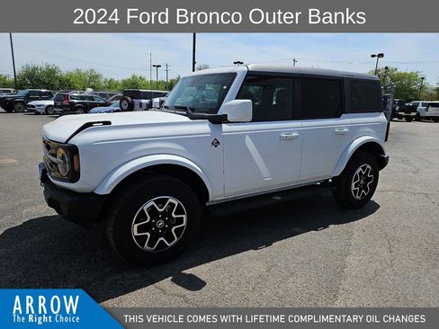 Used 2024 Ford Bronco Outer Banks AWD/4WD image 5