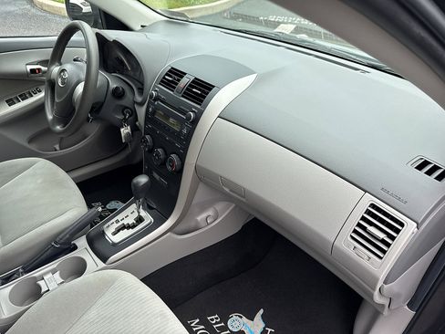 Used 2010 Toyota Corolla S FWD image 31