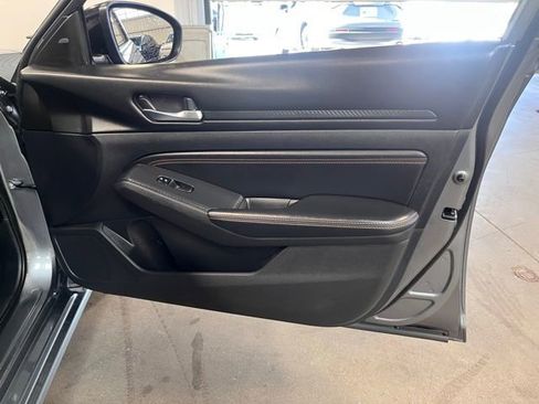Used 2020 Nissan Altima 2.5 SR image 12