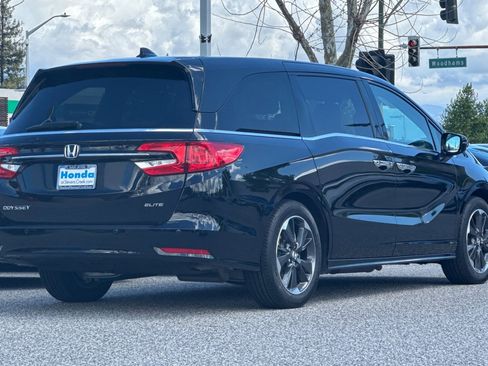 Certified 2024 Honda Odyssey Elite image 8
