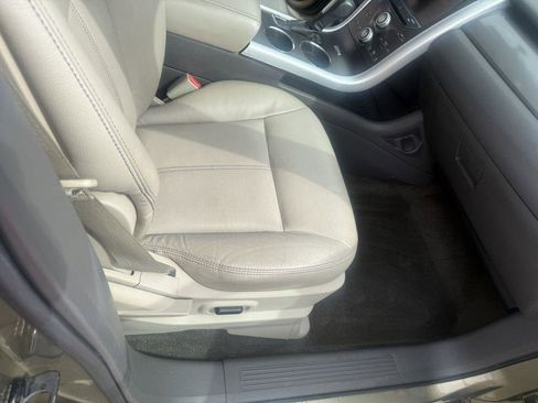 Used 2013 Ford Edge SEL FWD image 24