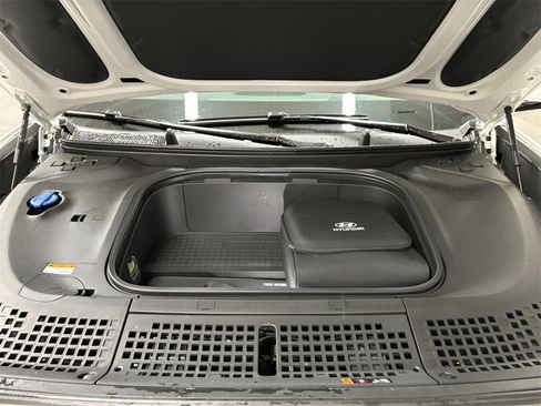 New 2026 Hyundai Ioniq 9 SEL image 30