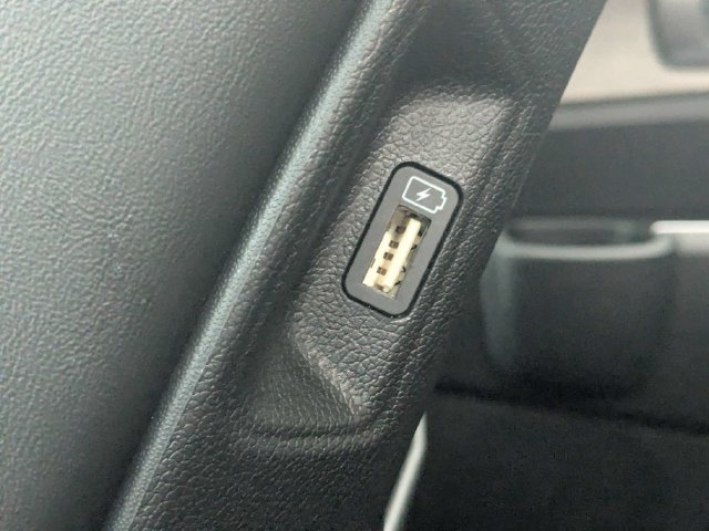 Used 2023 Kia Sorento EX w/ Panoramic Sunroof Package FWD image 14
