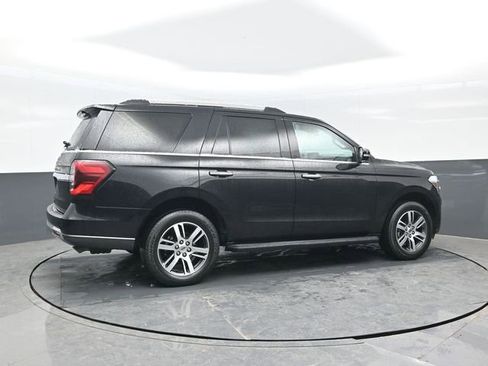 Certified 2024 Ford Expedition Limited AWD/4WD image 3