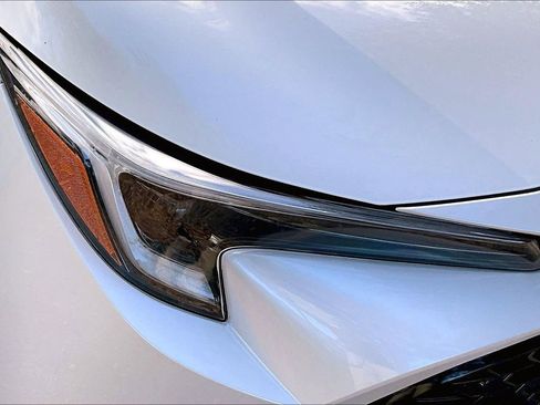 Used 2025 Toyota Corolla SE image 29