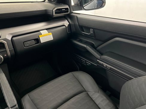 New 2026 Toyota 4Runner TRD Off-Road Premium AWD/4WD image 10