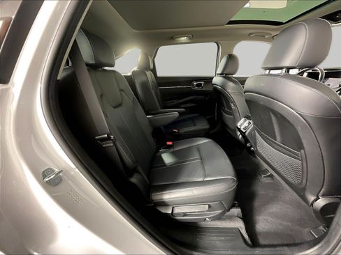 Certified 2023 Kia Sorento SX AWD/4WD image 25