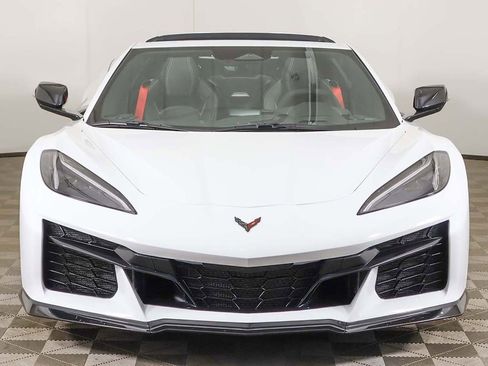 Used 2025 Chevrolet Corvette Z06 w/ Battery Protection Package image 12