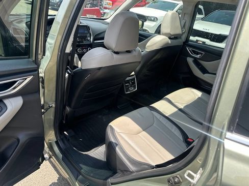 Used 2020 Subaru Forester Limited AWD/4WD image 23