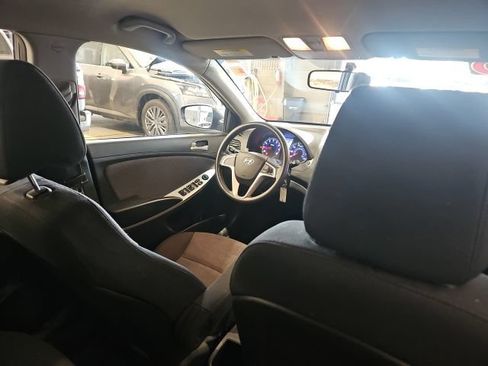Used 2013 Hyundai Accent GS FWD image 20