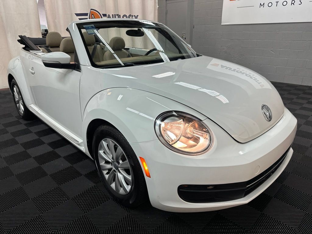 Used 2015 Volkswagen Beetle 1.8T FWD image 12