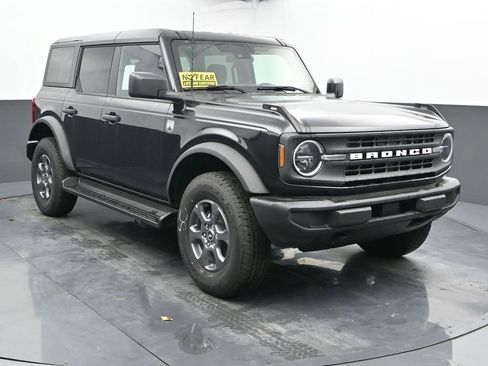 New 2025 Ford Bronco Big Bend image 2