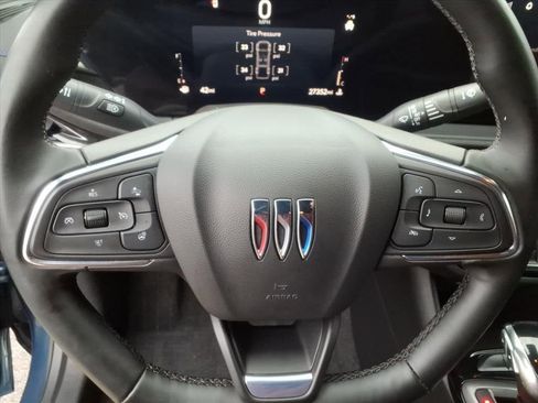 Used 2024 Buick Envista Sport Touring w/ Convenience I Package image 32