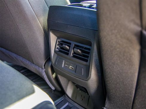 New 2026 GMC Canyon Elevation w/ Convenience Package image 21