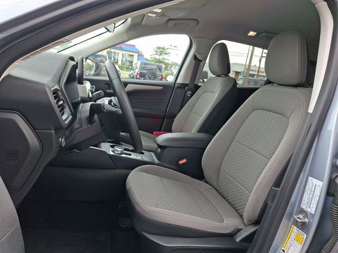 Certified 2022 Ford Escape SE w/ Convenience Package FWD image 16