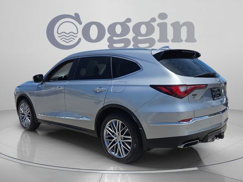 Certified 2023 Acura MDX SH-AWD w/ Advance Package image 3