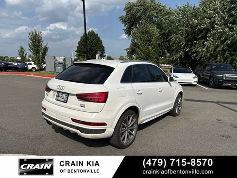 Used 2018 Audi Q3 2.0T Premium Plus w/ Premium Plus Package AWD/4WD image 3