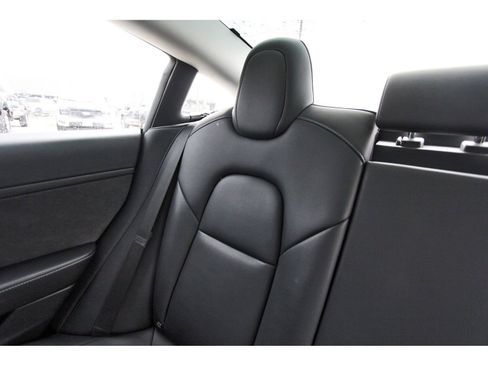 Used 2023 Tesla Model 3 Standard Range image 14