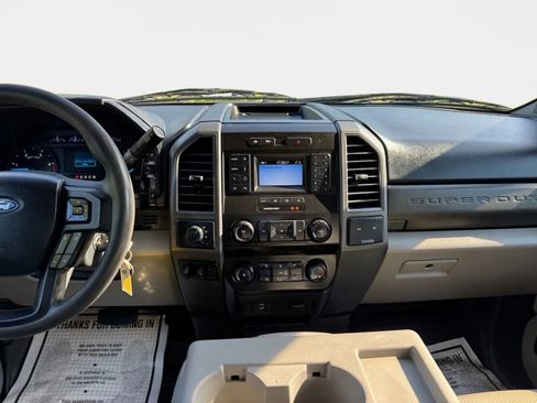 Used 2021 Ford F550 4x4 Crew Cab Super Duty image 13