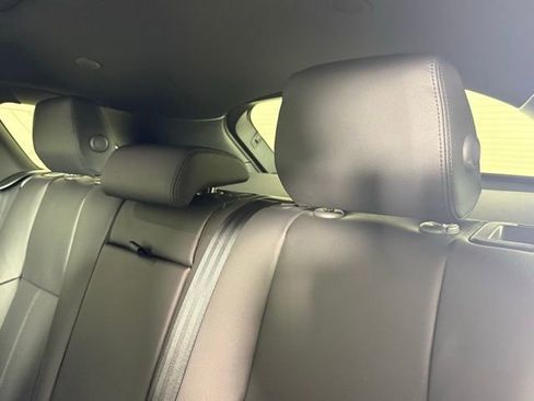 New 2026 Land Rover Range Rover Velar Dynamic SE image 23