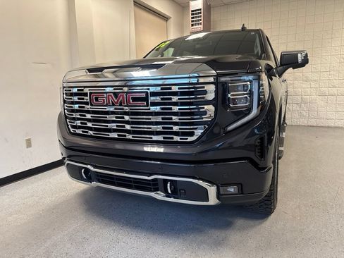 Used 2022 GMC Sierra 1500 Denali AWD/4WD image 41