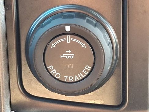 Used 2022 Ford F150 XLT w/ Equipment Group 302A High image 26