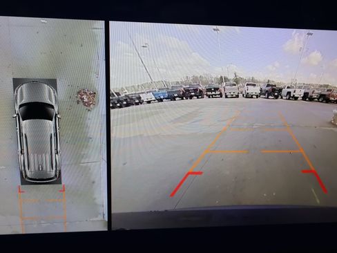 New 2026 Chevrolet Traverse LT w/ Midnight/Sport Edition image 22