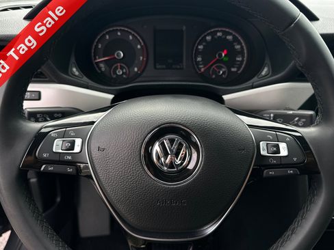Certified 2022 Volkswagen Passat 2.0T SE image 23