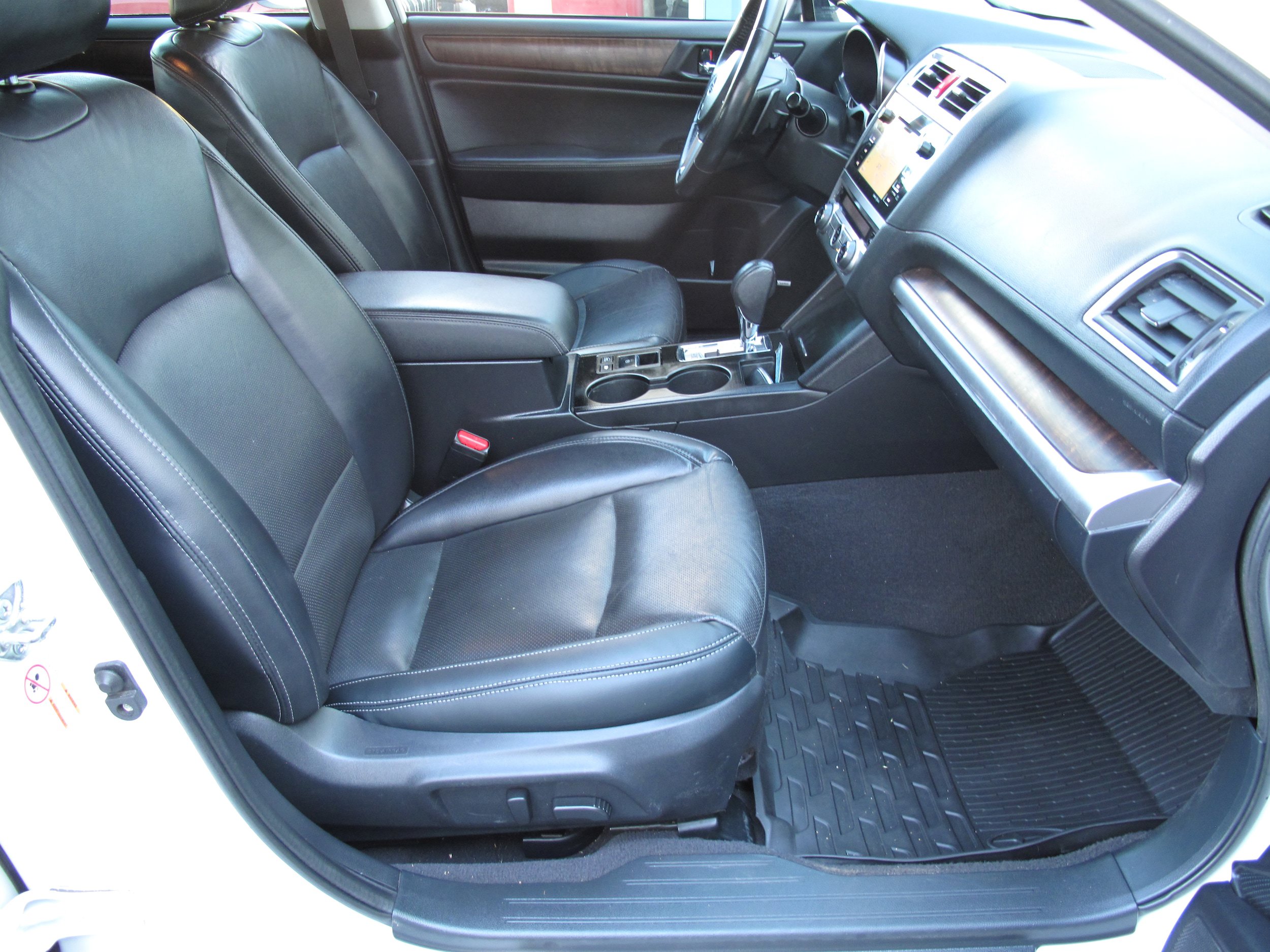 Used 2017 Subaru Outback 2.5i Limited AWD/4WD image 14