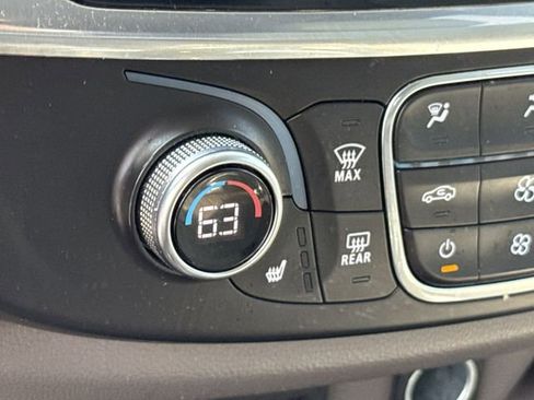 Used 2018 Chevrolet Traverse LT w/ LPO, Cargo Package image 22