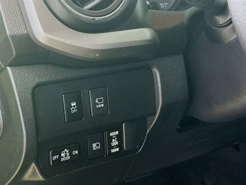 Used 2023 Toyota Tacoma TRD Off-Road w/ TRD Premium Off Road Package AWD/4WD image 14