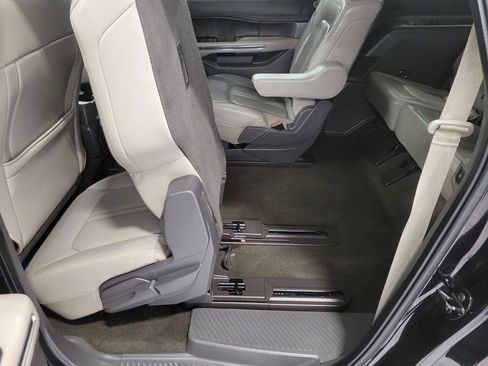 Used 2019 Ford Expedition Max Limited w/ Driver Assistance Package image 20