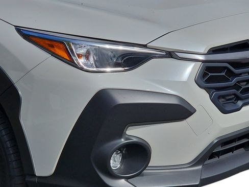 Used 2024 Subaru Crosstrek 2.0i Premium AWD/4WD image 9