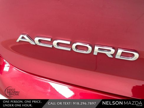 Used 2024 Honda Accord Touring image 17