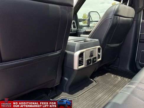 Used 2022 Ford F250 Lariat w/ Tremor Off-Road Package AWD/4WD image 22