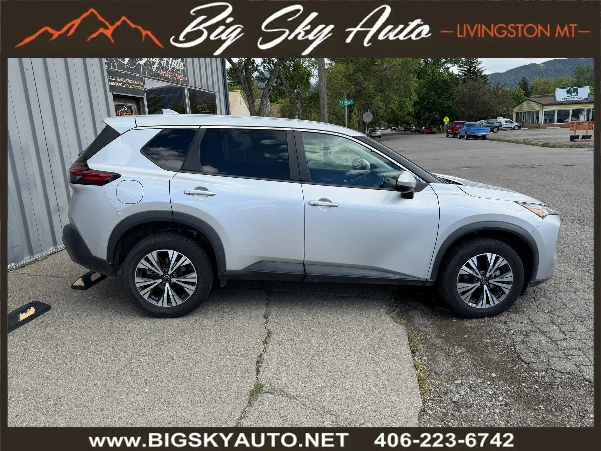 Used 2022 Nissan Rogue SV AWD/4WD image 6