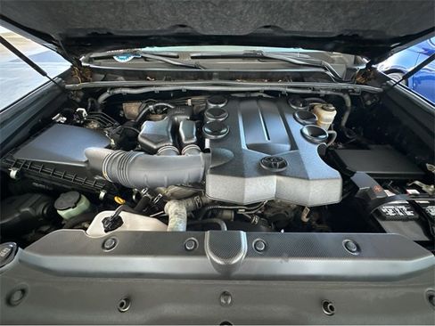 Used 2019 Toyota 4Runner SR5 image 25