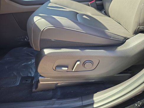 New 2026 Kia Carnival EX image 22