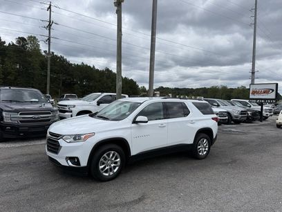 Used 2021 Chevrolet Traverse LT