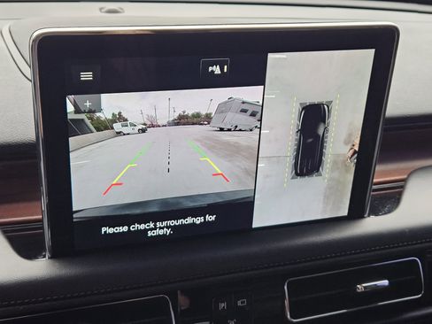 Used 2023 Lincoln Aviator Reserve w/ Equipment Group 201A image 19